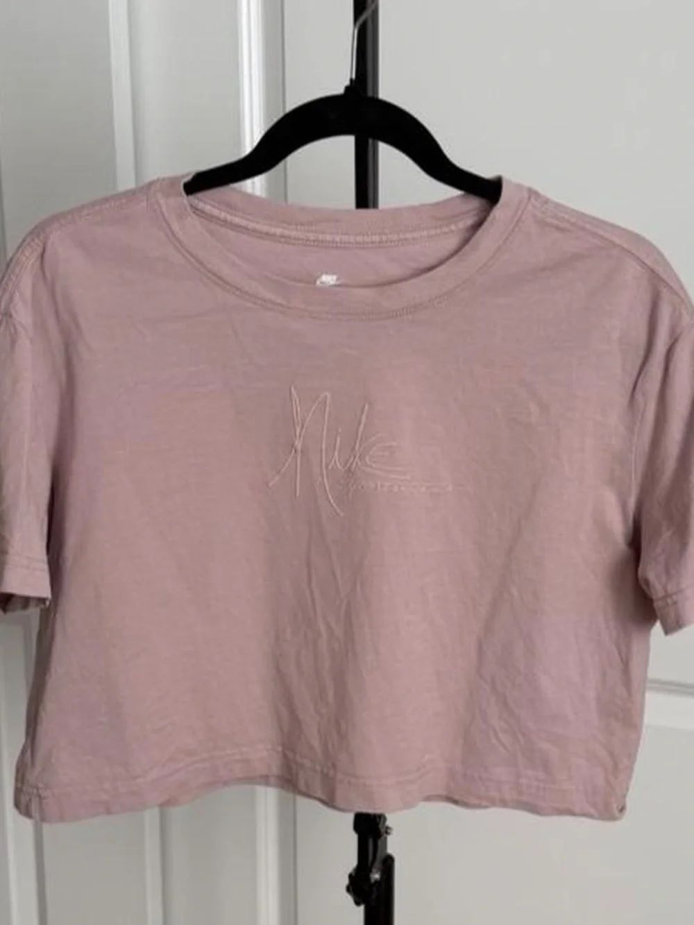 Nike Women's Pink Cropped Crew Tee